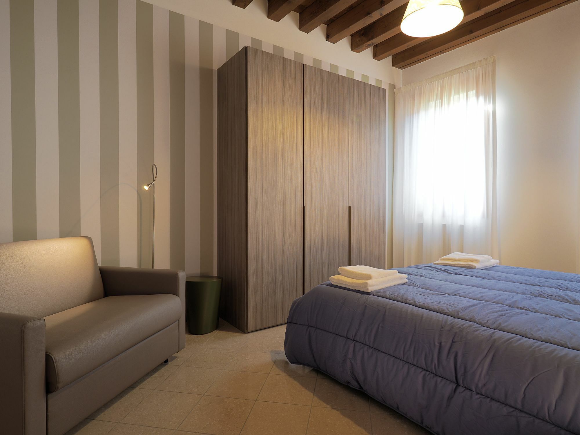 Hotel Venetian Style 1 2*